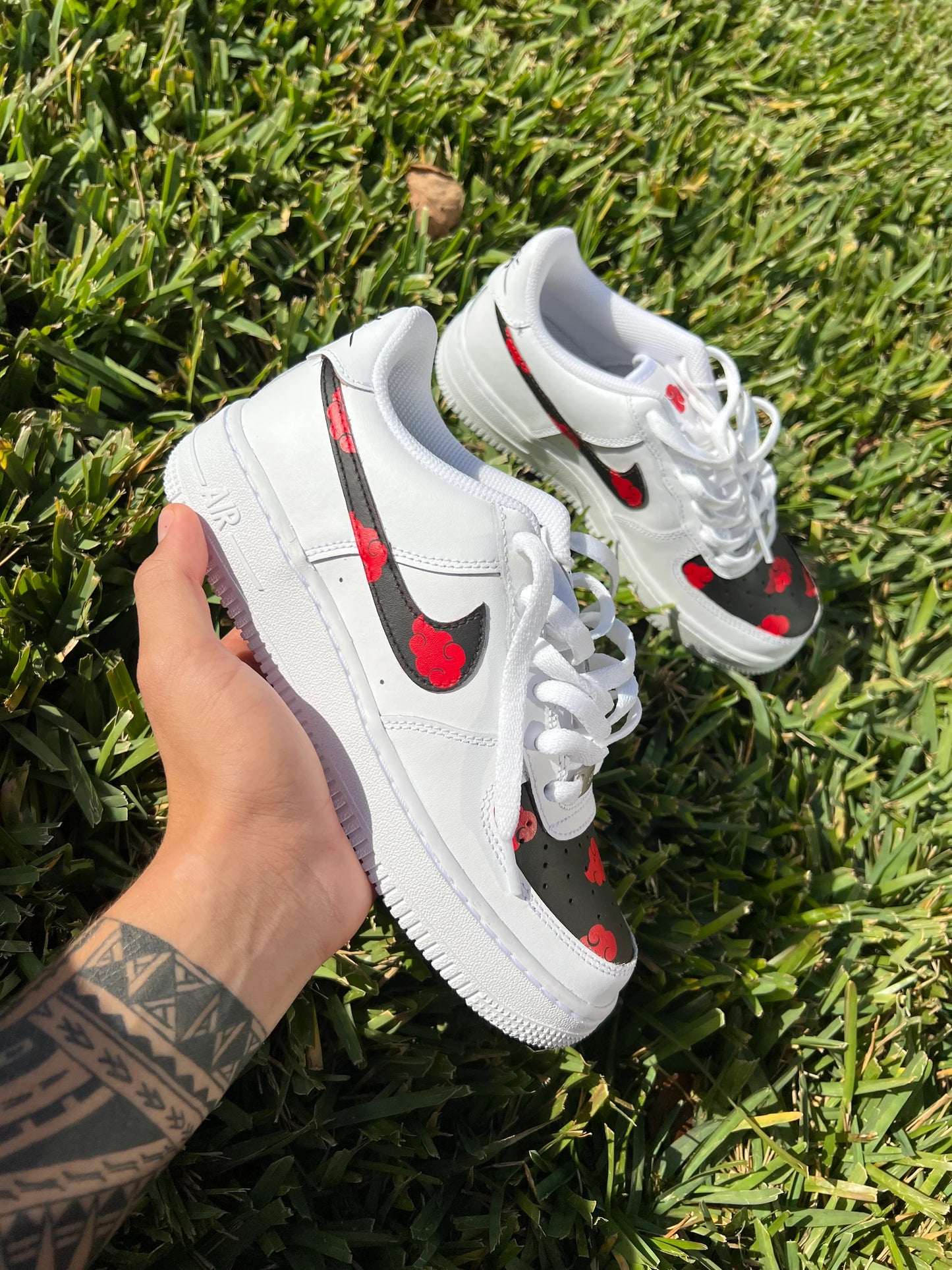 Custom White & Black Low-Top Sneakers with Red Cloud Accents