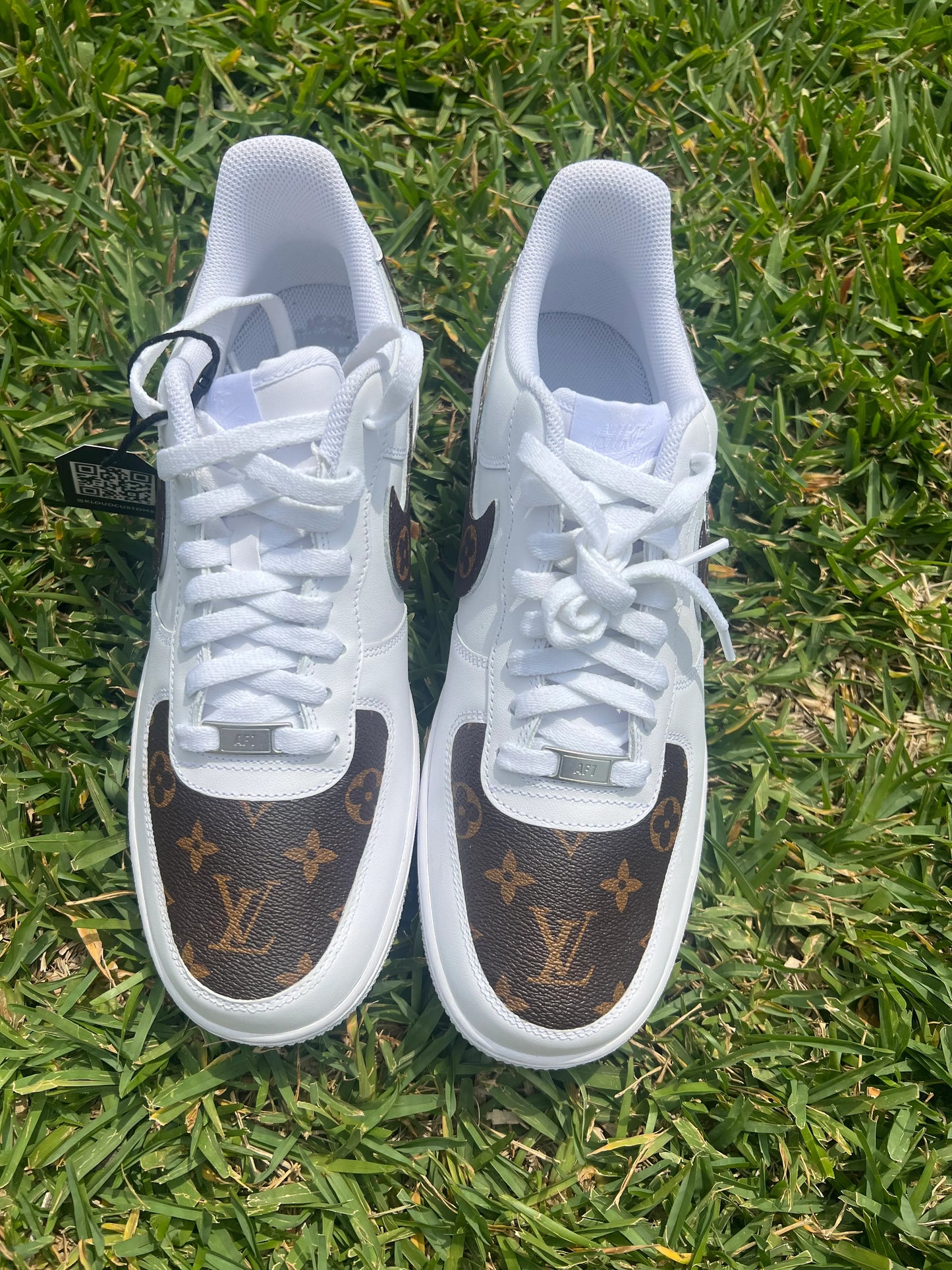 Custom White & Brown Pattern Low-Top Sneakers